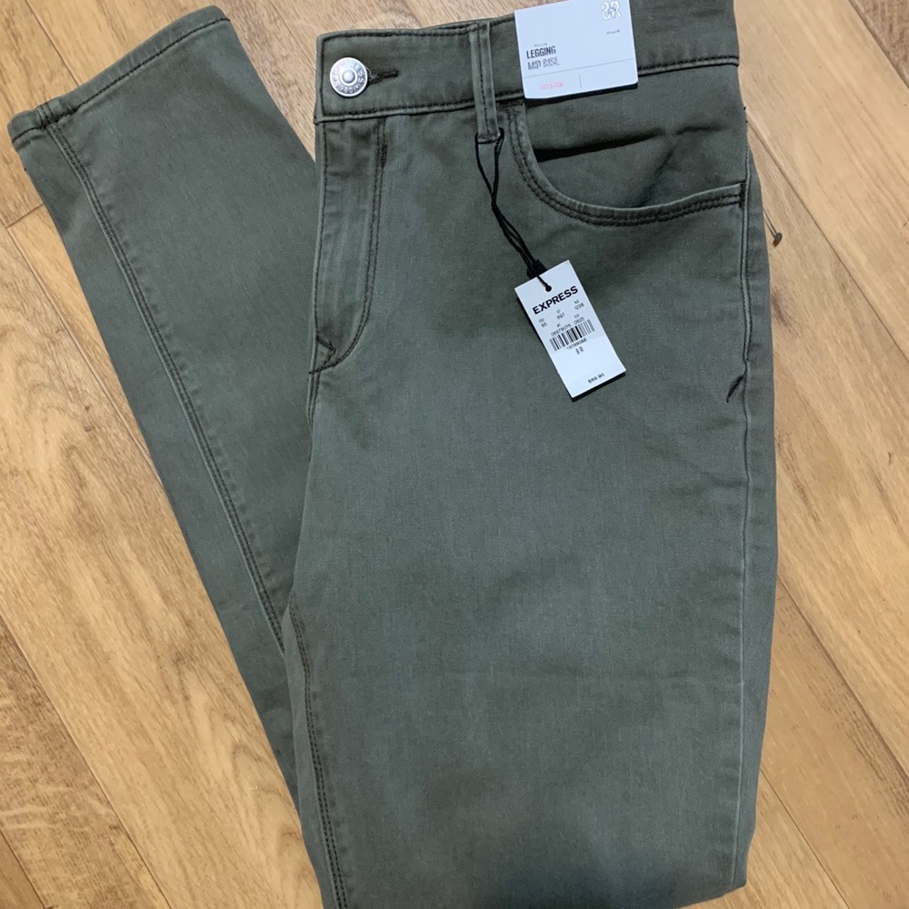 NWT Express Olive Green Jeggings 8R